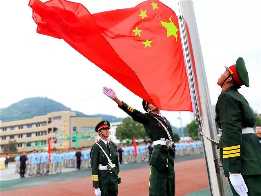怎么知道一个人对我是真的还是假的？怎么知道别人是喜欢我还是骗我？游戏画面